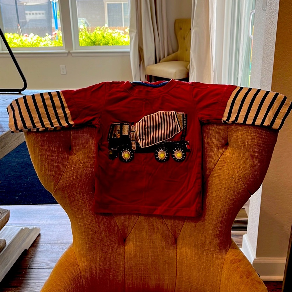 Long sleeve shirt